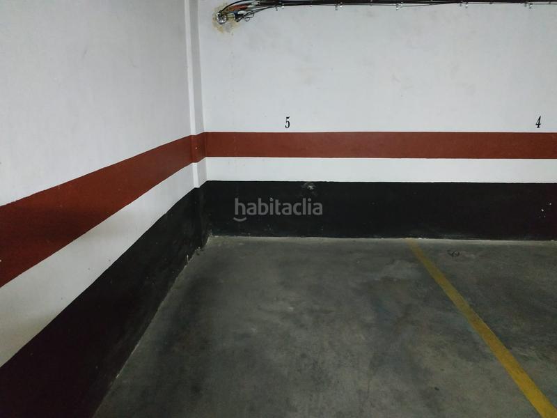 Foto 54de99c8-5b02-45d6-b399-1da365c39a1c. Alquiler parking coche en avinguda de blasco ibáñez 126 en Valencia