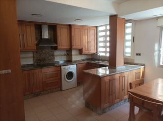 Appartement  Carrer de la reina. Vivienda en la mejor zona del cabañal