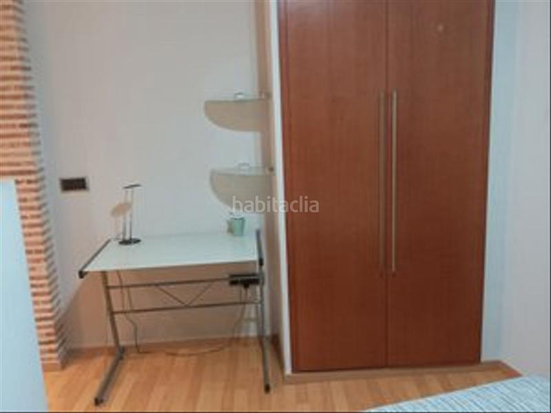 Foto 56dd3f9c-148c-4104-bd9e-370a5c626f05. Rent flat with heating in El Mercat Valencia