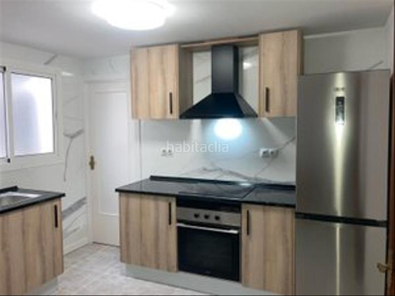 Foto bc48353c-913f-44d3-ae89-c904e5e6ef4b. Piso  centrico en La Raïosa Valencia