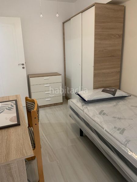 Foto 5b46512b-e0f1-42c4-965b-eea252c4ef5c. Rent flat in Ciutat Jardí Valencia