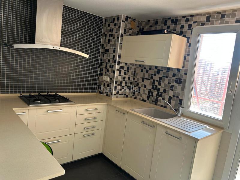 Foto 0a290b86-67a3-43f0-8741-14b368a6355c. Appartement avec chauffage dans Ciutat Jardí Valencia