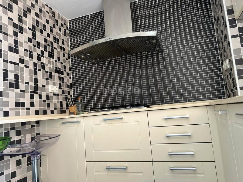 Foto d9acd792-21e3-4299-9407-66e1ef82c009. Piso en Ciutat Jardí Valencia