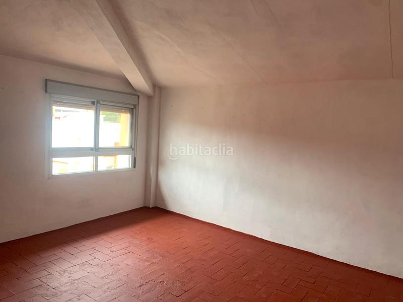 Foto 15f98341-6a18-4902-9110-8603bcc552eb. Rent towny house with fireplace in Alquenència - Venècia Alzira