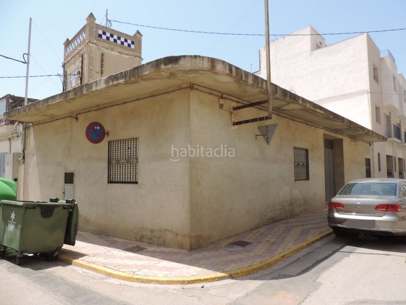 Foto 0c546e81-0bff-4c6a-b0b4-0a10ac276e4c. Local comercial a Benimodo