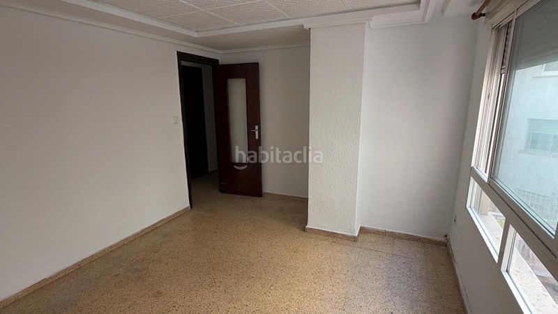 Foto 3aa6fad4-400e-42b0-97f6-94d3512346bc. Pis a Mestalla Valencia