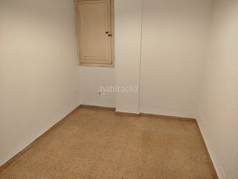 Foto b36bf7c5-8323-44d7-9800-d91287461c10. Pis a Mestalla Valencia