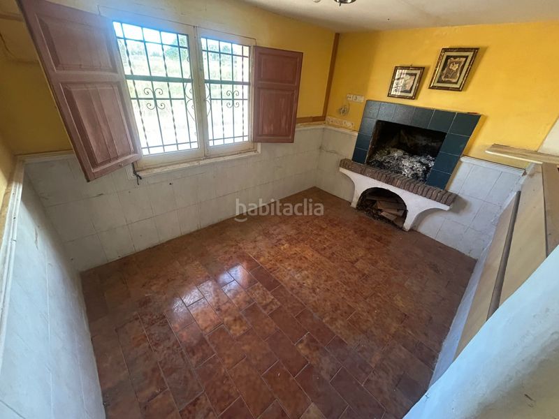 Foto c8233fa9-3c34-4c1b-affc-10a8916c5eb4. Casa amb xemeneia aparcament a Alginet