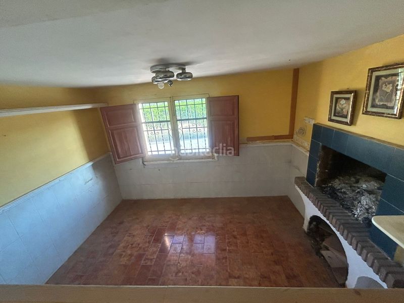 Foto faac4f3d-ccce-4ad0-9b66-837129a229ef. Casa amb xemeneia aparcament a Alginet
