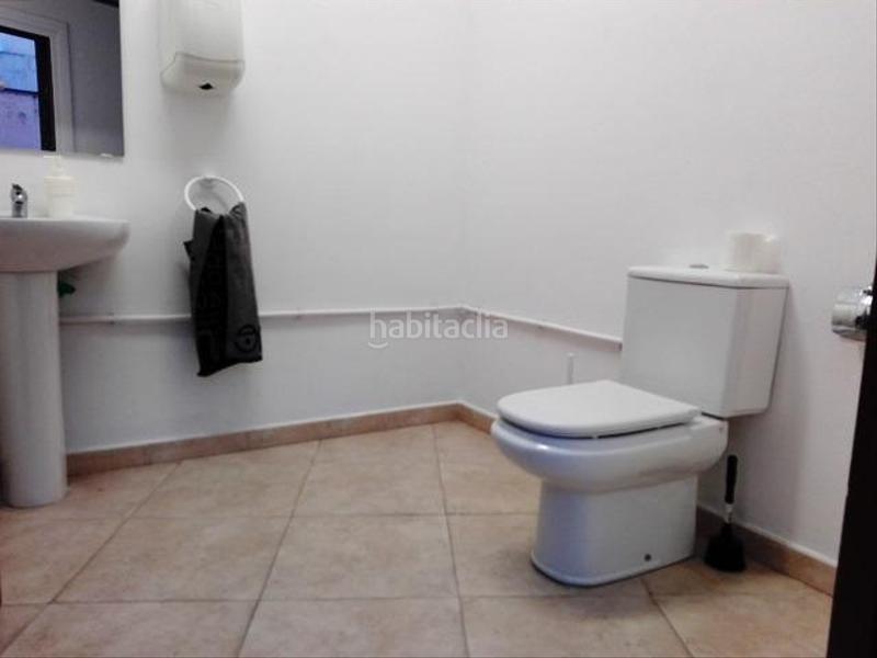 Foto 3493b5b4-8f62-4132-ac56-ddeec8bce203. Local comercial a Eixample - Can Bogunyà Castellar del Vallès