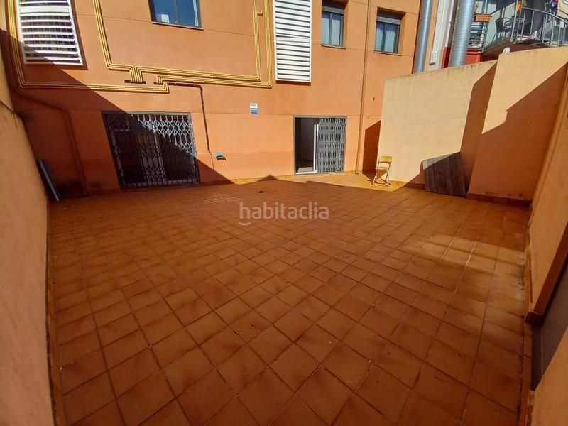 Foto ccb6183e-8362-4560-9048-098781372c94. Local comercial a Eixample - Can Bogunyà Castellar del Vallès