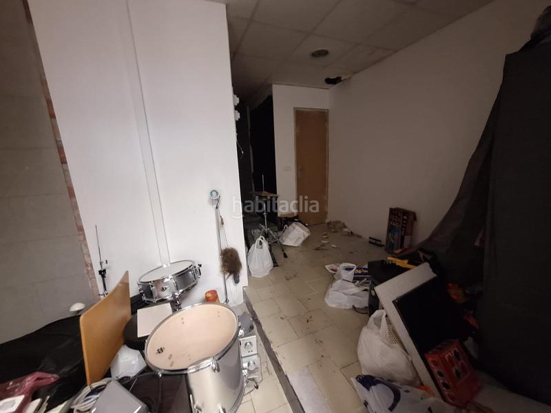 Foto 118a56a6-fa89-4b1e-b04f-3d56e2876360. Local comercial a Eixample - Can Bogunyà Castellar del Vallès