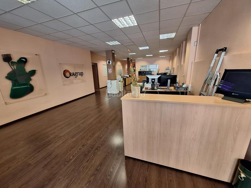 Foto b4d96a02-1c6d-4565-9a3c-b70aa43e1e05. Local comercial a Eixample - Can Bogunyà Castellar del Vallès