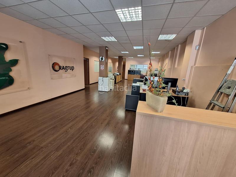 Foto bd18697e-844e-440d-bdd4-090a2da63958. Local comercial a Eixample - Can Bogunyà Castellar del Vallès