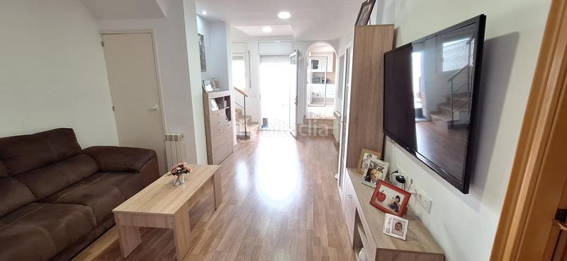 Foto 7404efa5-9312-4dce-bd7f-79b30902e78a. Casa amb calefacció a La Plana del Pintor Sabadell