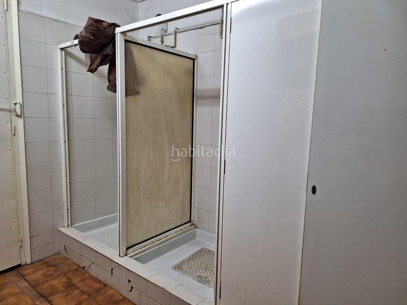 Foto 3d89ae28-e8dd-4822-8f39-fa701f7984a7. Bâtiment à usage industriel dans Gràcia Sabadell