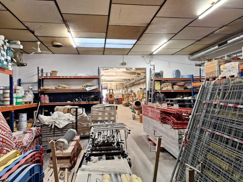 Foto bb432a2f-4d8e-47a5-bd69-eb6ffc388c45. Bâtiment à usage industriel dans Gràcia Sabadell