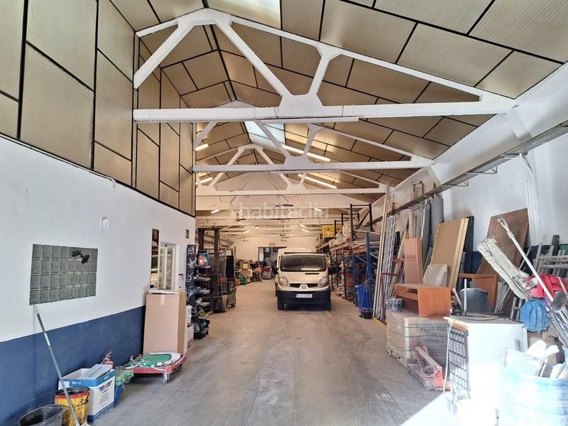 Foto dd028290-2189-48e0-8e89-5b3c4f5e17f2. Bâtiment à usage industriel dans Gràcia Sabadell