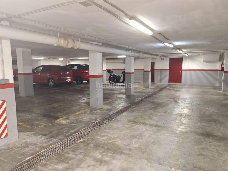 Foto e652240b-9eee-4014-9d92-ece9ef3b5401. Autoparkplatz in Ca n'Oriac Sabadell