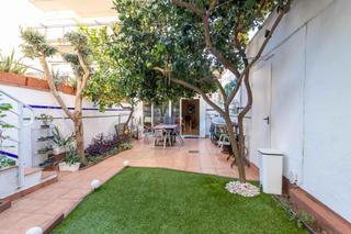 Maison à Sol i Padrís - Sant Oleguer. Fantastica casa esquinera