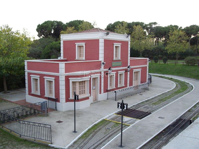 Foto ab04b7a1-e840-479d-a48b-6497737921f7. Parking voiture dans calle porto 8 dans Can Llong Sabadell