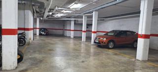 Aparcament cotxe a Eixample. Plazas de parking en venta