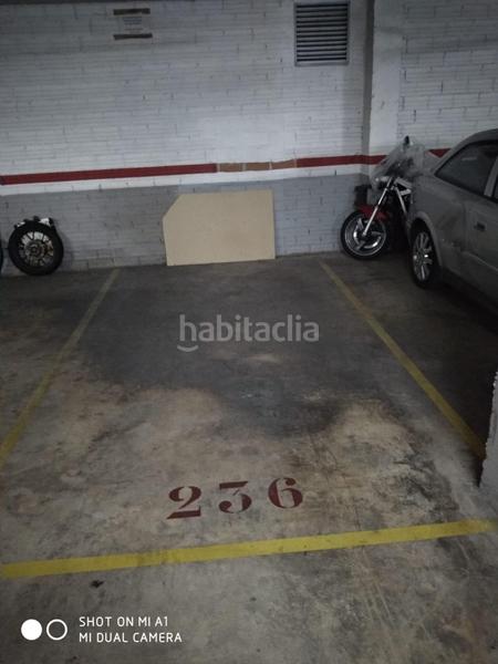 Foto a1892ec9-d7c9-4d41-908d-824c235d028b. Parking coche plazas de parking consecutivas en Can Llong en Sabadell
