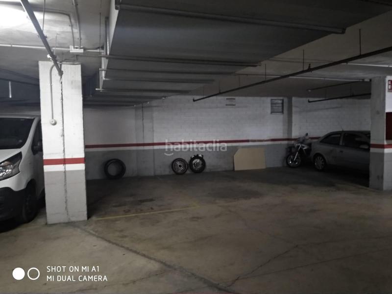 Foto d81bea06-66fd-43b0-816d-8035ff28e52d. Parking coche plazas de parking consecutivas en Can Llong en Sabadell