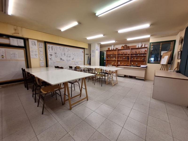 Foto f4ea282a-8063-46fe-9c46-3e1c9aa9cac8. Alquiler local comercial en Centre-Eixample-Can Llobet Barberà del Vallès