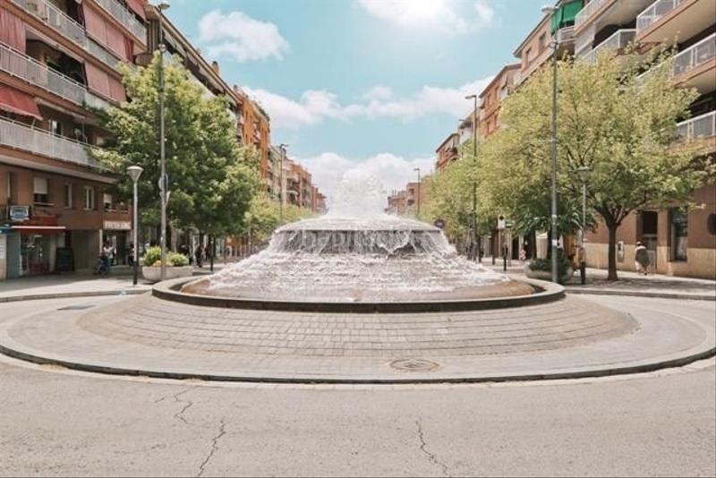 Foto a9a165ec-511c-44f8-8788-9657c5740811. Affitto locale commerciale in Centre-Eixample-Can Llobet Barberà del Vallès