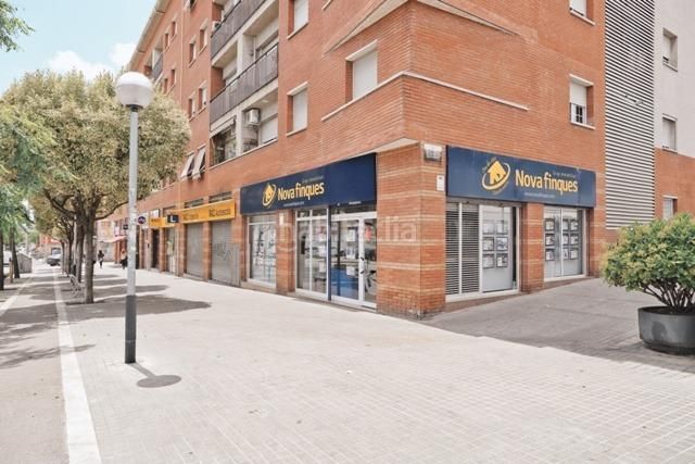 Foto 3e4b6012-5cd6-4837-9171-fd2feb4c6ee8. Lloguer local comercial a Centre-Eixample-Can Llobet Barberà del Vallès