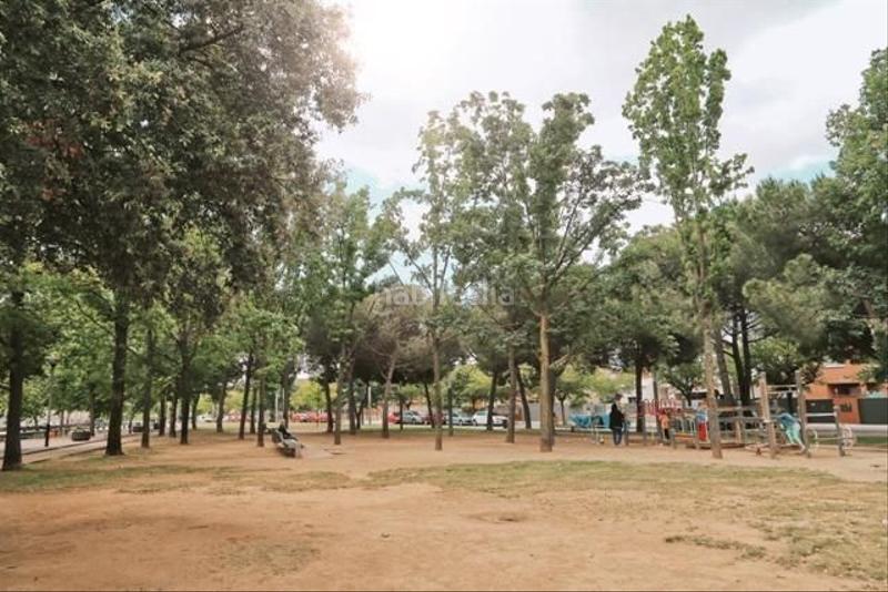 Foto f05ca4d8-df01-45f5-b399-6f5eaca47bce. Affitto locale commerciale in Centre-Eixample-Can Llobet Barberà del Vallès