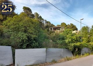 Wohngrundstück in Calle canaleta 26. Dos parcelas independientes de 800m2 cada una.