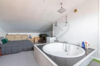 Dúplex  Matadepera de. Excelente duplex en avenida matadepera
