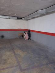 Aparcament cotxe a Gràcia. Parking en calle sant ferran