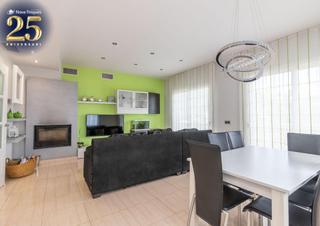 Casa a Sentmenat. Casa de una sola planta en una tranquila urbanización  de sentme