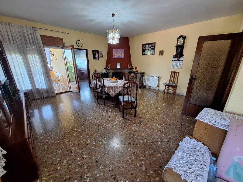 Foto c2353894-5294-4f63-a03f-470224220112. Chalet con riscaldamento parcheggio in Can Font-Ca n'Avellaneda Castellar del Vallès