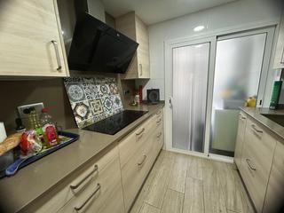 Pis  Calle fatjo de. Junto esglesia la romanica