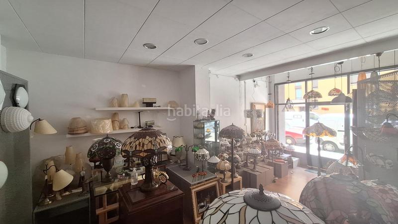 Foto 2a908228-b81a-4dd8-a66d-fc90ae1a82dc. Local comercial local doble en zona de sol i padris en Sabadell