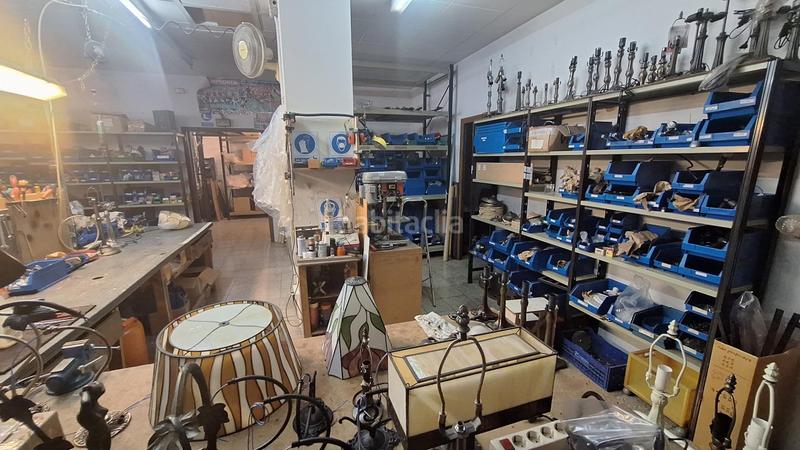 Foto b737b823-b5d7-4b2a-a026-4472cad439f2. Local comercial local doble en zona de sol i padris en Sabadell