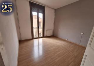 Appartement à Espai Tolra - Els Pedrissos - Can Carner. Amplio y luminoso piso en el passeig de castellar del valles