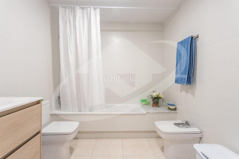 Foto 1c056aab-4757-44cb-adeb-2c22a27b7957. Casa adossada amb calefacció aparcament a Sentmenat