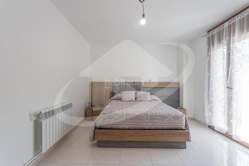 Foto 895ec722-7a81-49d9-87cb-de5bd93f99cd. Casa adossada amb calefacció aparcament a Sentmenat