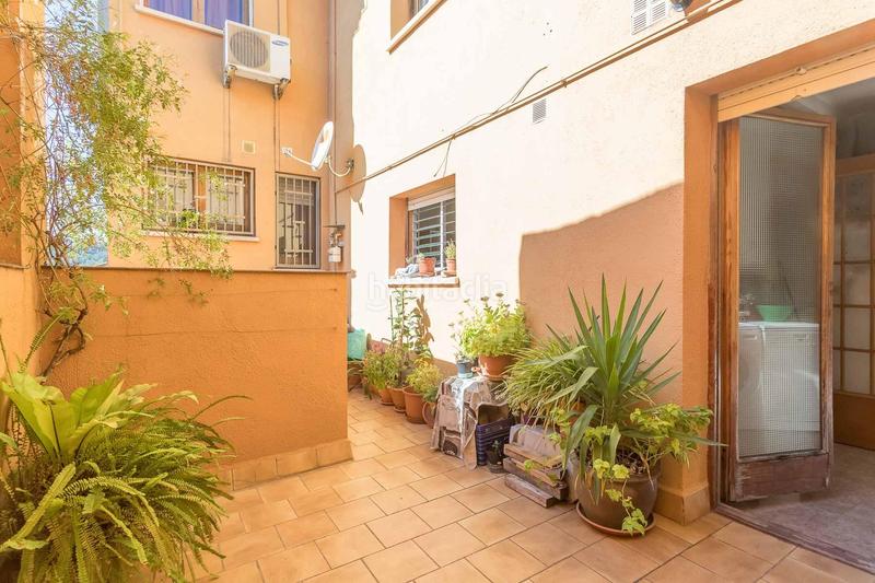 Foto 9435db4e-b09b-4a43-ad0f-1a8554f03f99. Casa adossada amb calefacció aparcament a Sentmenat