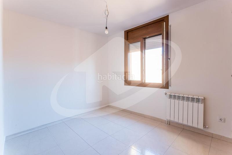 Foto a00bc7bf-9759-4e41-a0ac-5810596f0e5b. Casa adossada amb calefacció aparcament a Sentmenat