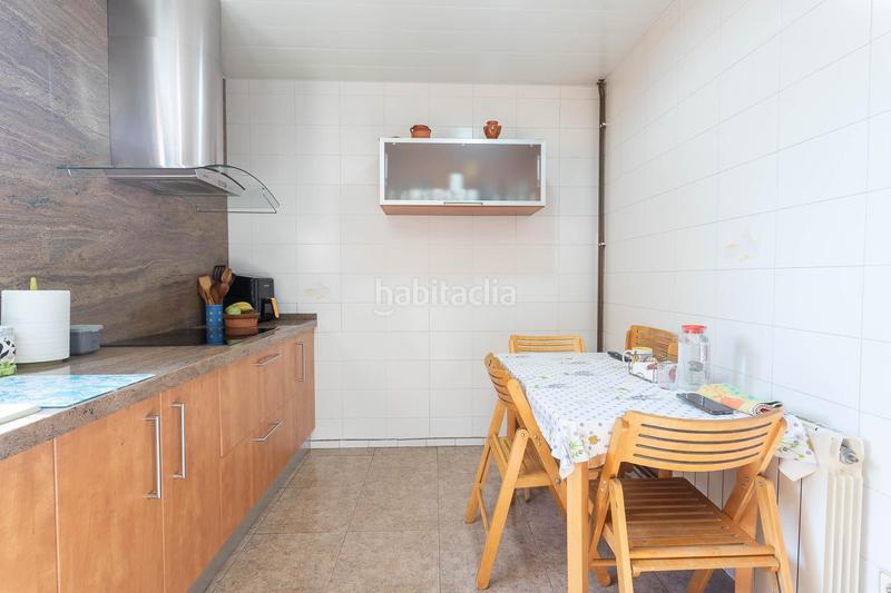 Foto aad0a546-0604-4760-a228-51d12ab1ebe1. Casa adossada amb calefacció aparcament a Sentmenat