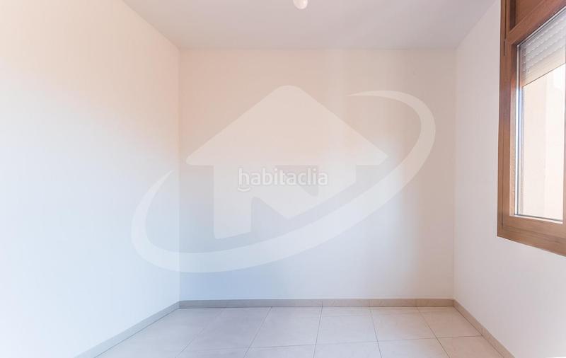 Foto d9eb2f45-c636-4a79-9d0e-dd52fc4eec47. Casa adossada amb calefacció aparcament a Sentmenat