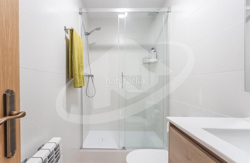 Foto f84c80cf-f953-470d-980f-812d74ca85aa. Casa adossada amb calefacció aparcament a Sentmenat