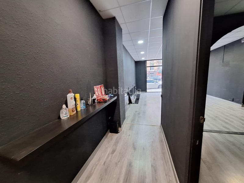 Foto 223ca82e-c808-499c-b3a7-a104021c6d96. Local comercial novafinques pone a la venta este local en Sabadell