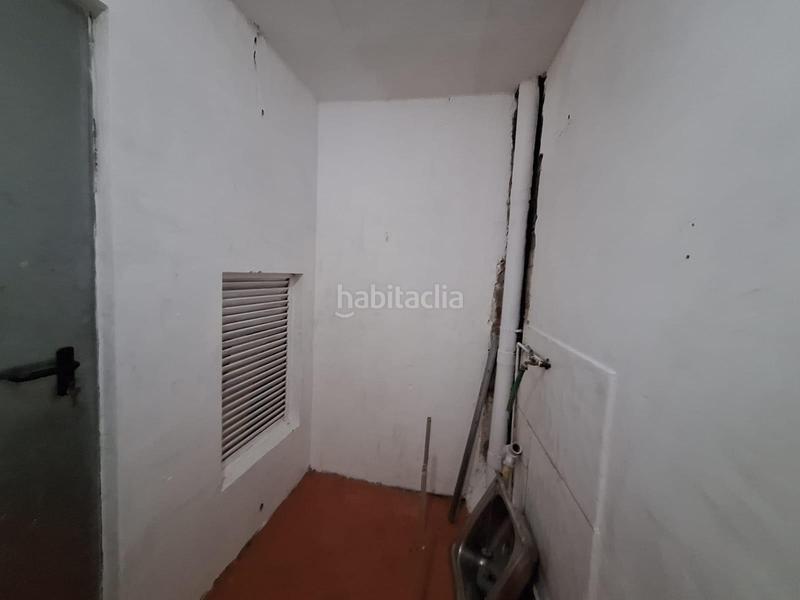 Foto 6dccc0a2-56a5-445c-81d1-6356742a242e. Local comercial novafinques pone a la venta este local en Sabadell